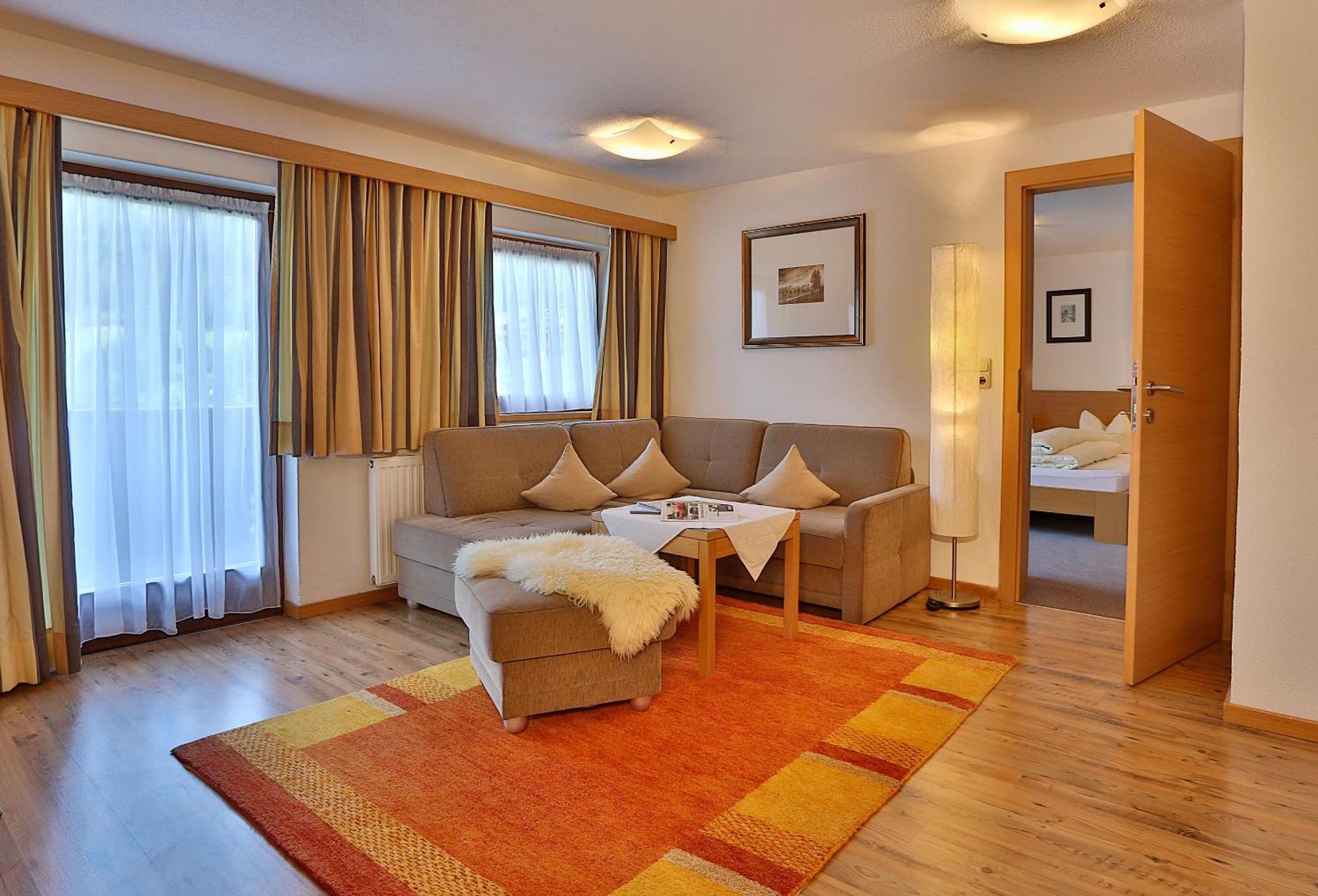 Apartmenthaus Joerg Serfaus Room photo